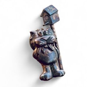 Vintage Anthropomorphic Cat Standing By Bird House Lapel Pin Brooch Bronze Tone